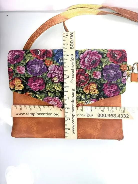 Trades of Hope Floral Needlepoint Leather Crossbody Bag Boho Artisan - Picture 7 of 8